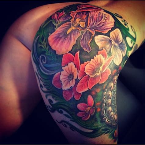 floral butt tattoo|330 melhor ideia de Tatuagem floral em 2024